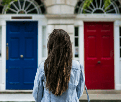 You are currently viewing Direct Insurer vs. Independent Advisor: Your Short-Term Insurance Reality